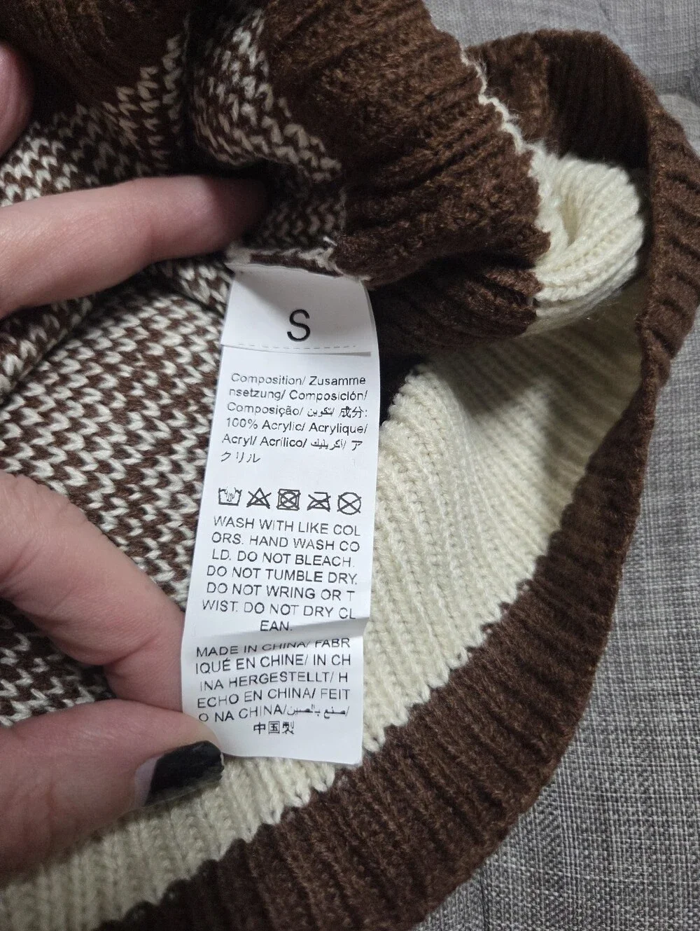 Womens  NWOT Brown And Cream V-Neck Houndstooth Knit Sweater Vest